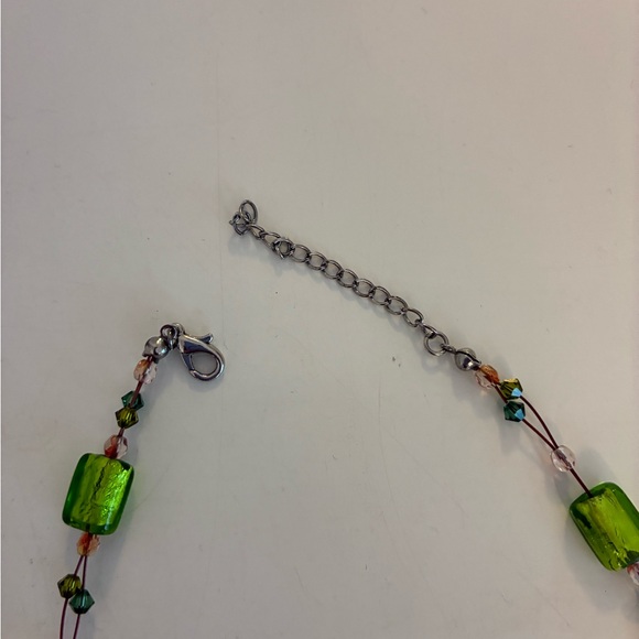 Cloe & Isabel Iridescent hand crafted beaded necklace 15” extender about 2” more - Picture 5 of 5